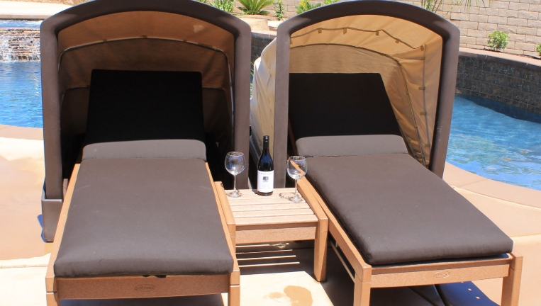 portable chaise lounge