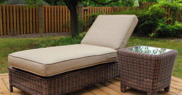 chaise lounges for sale