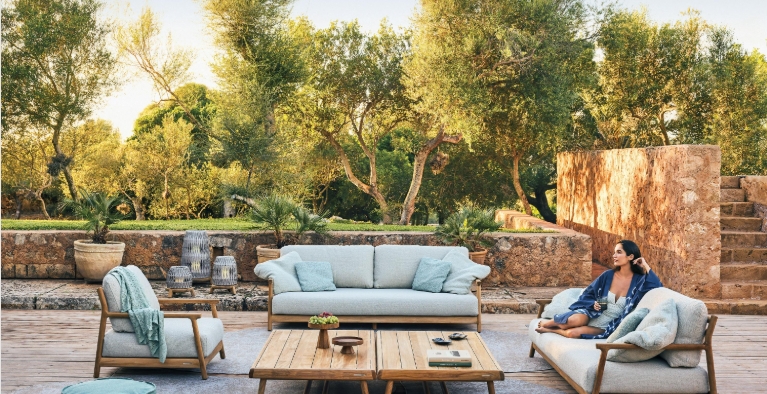 extra long chaise lounge