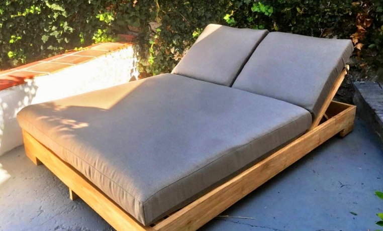 chaise lounge outdoor teak