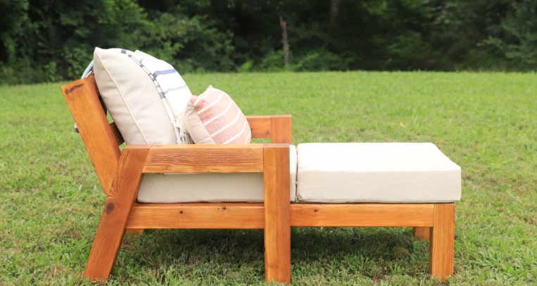 backyard chaise lounge