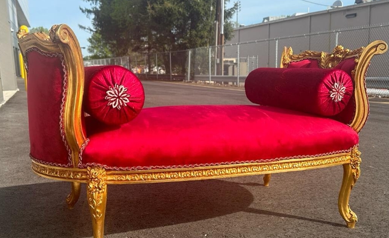red velvet chaise lounge