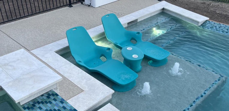 best pool chaise lounge