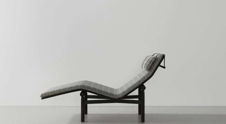 thin chaise lounge