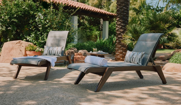 sun chaise lounge