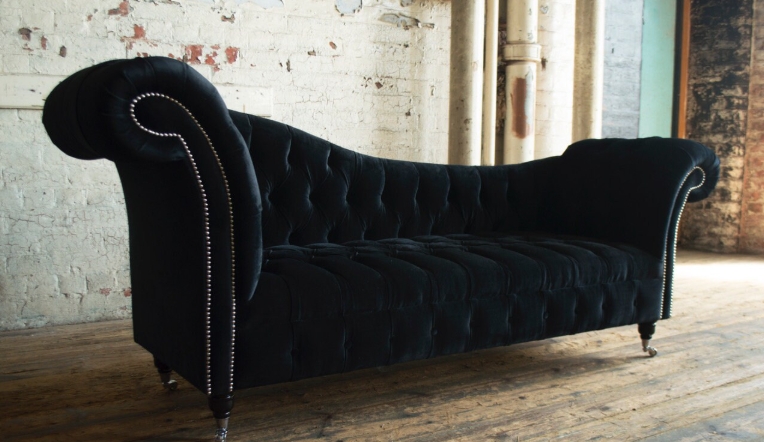 black modern chaise lounge