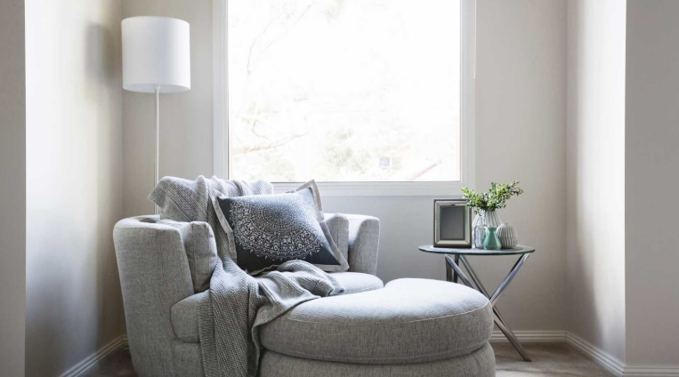 chaise lounge for sleeping