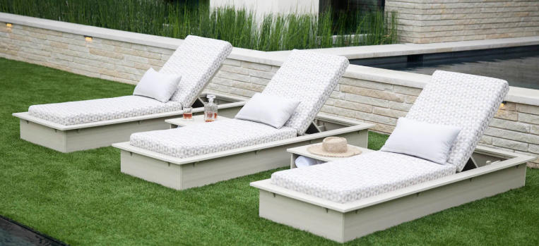 chaise lounge outdoor white coastal look