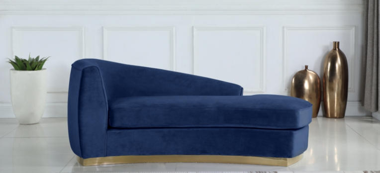 huge chaise lounge for luxurious spaces