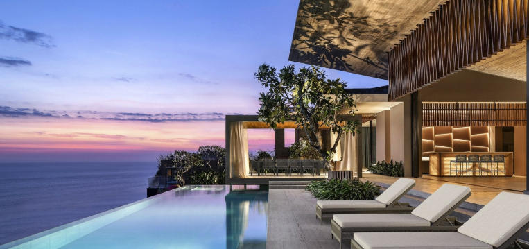 resort chaise lounges for pool luxury