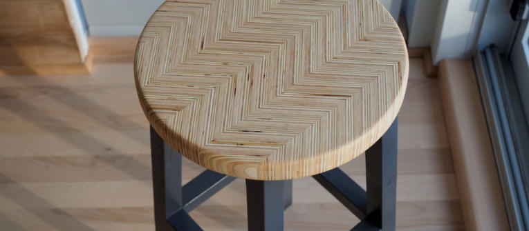 DIY Wooden Bar Stool Tutorial