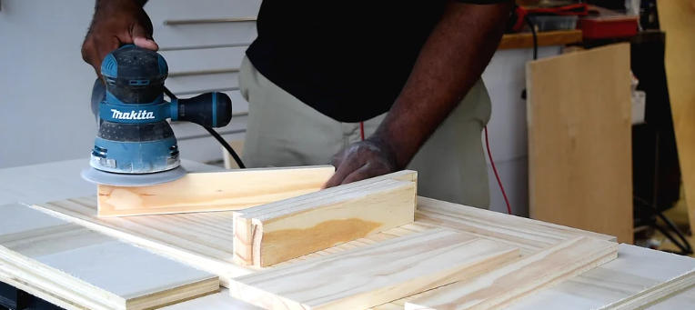 DIY Wooden Makeup Vanity Table
