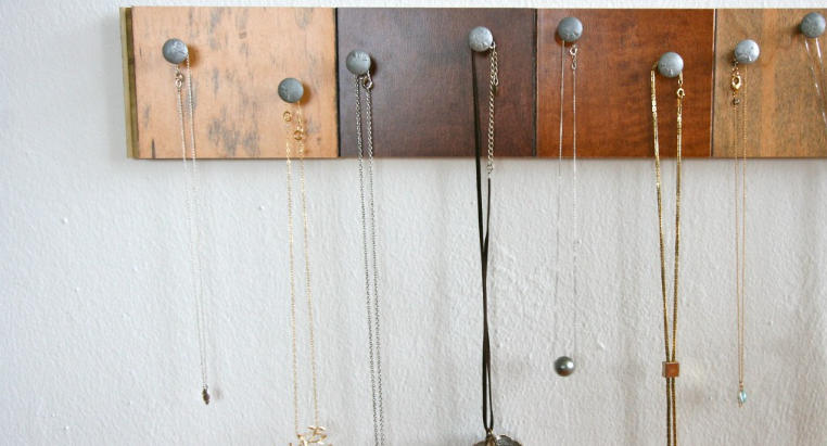 How to Build a Wooden Jewelry Organizer
