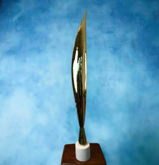 constantin brâncuși bird in space0